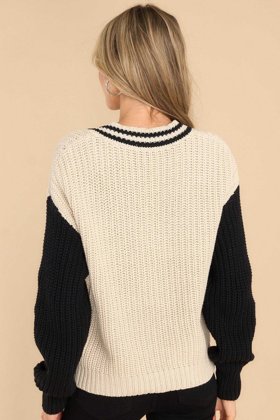 Clothing Z Supply Casual Tops | Hunter Varsity V-Neck Dove Sweater Beige
