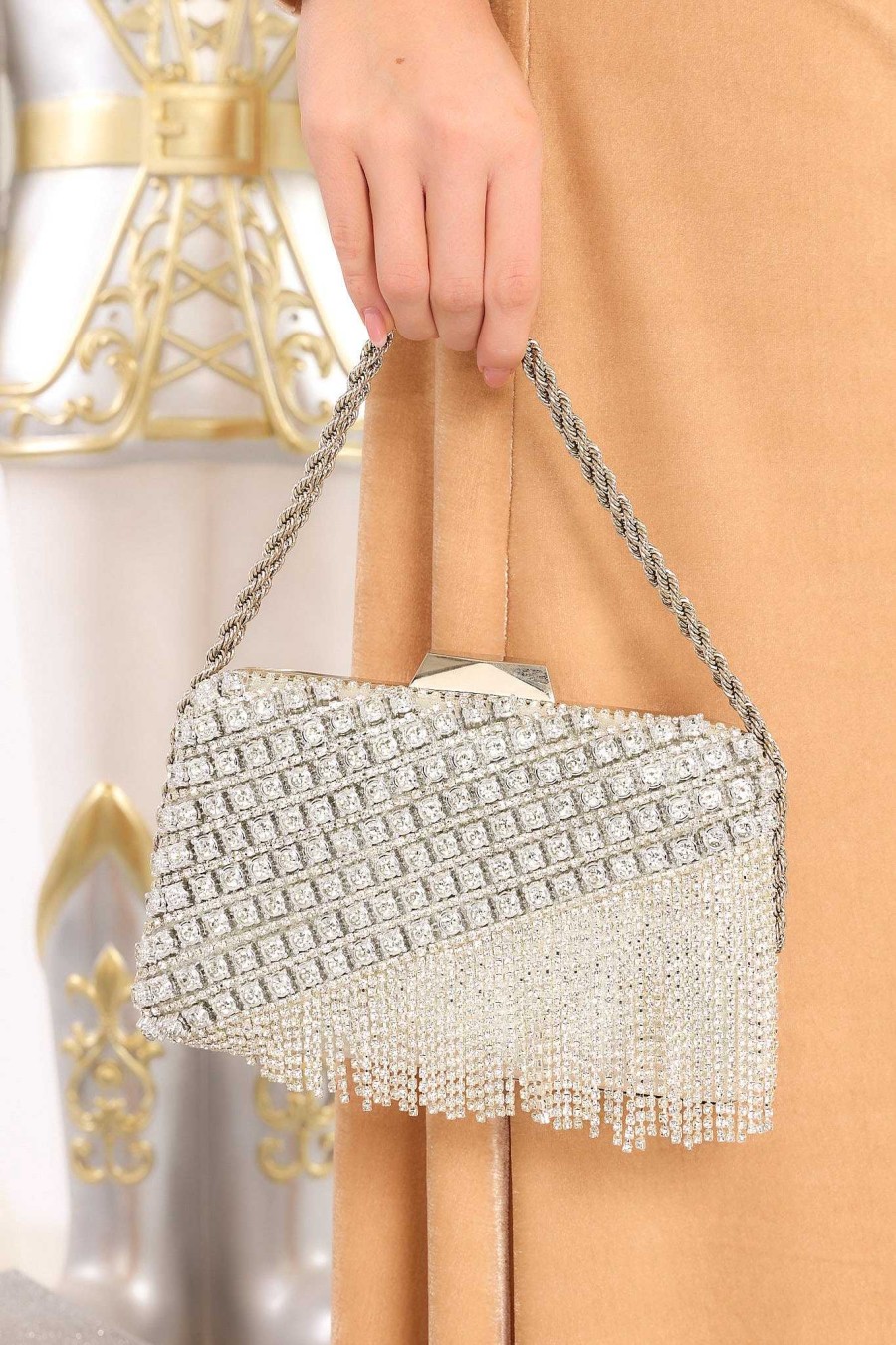 Accessories Red Dress Clutches & Pouches | Must Be True Bag Silver