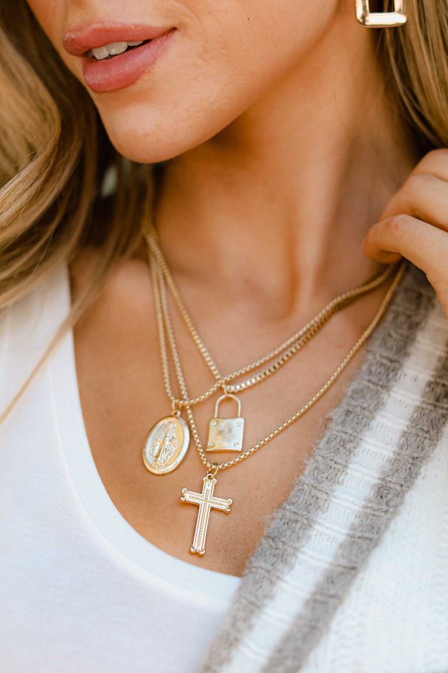 Jewelry Red Dress | Dash Of Charm Layered Necklace Gold