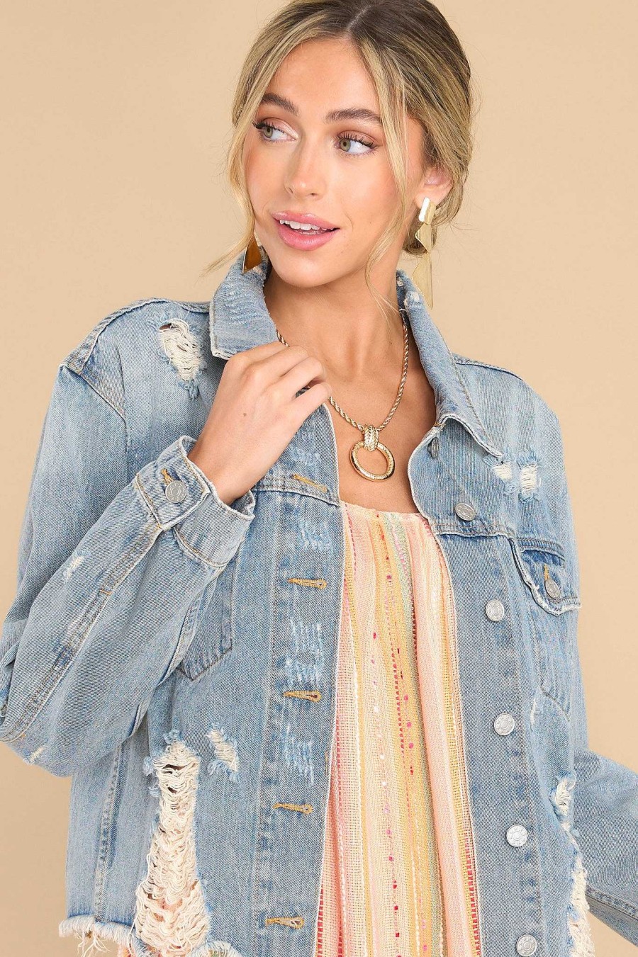 Clothing Red Dress Distressed Denim | Daring In This Distressed Denim Jacket Medium Wash