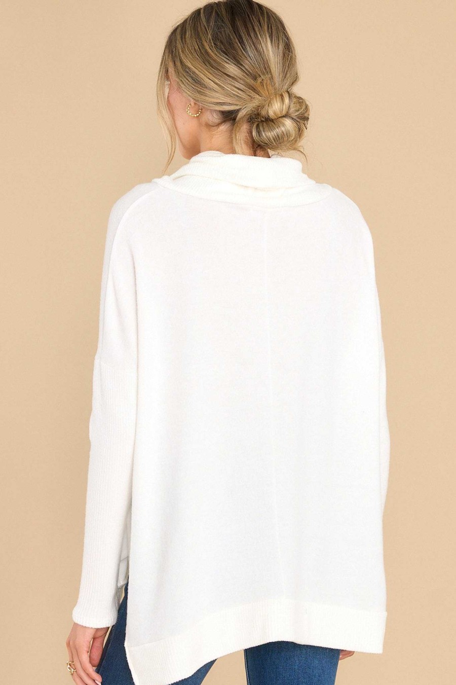 Clothing Red Dress Casual Tops | Simply Overjoyed Top Off White