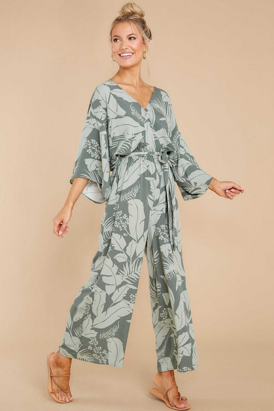 Clothing Red Dress Jumpsuits | Stylish Adventure Leaf Print Jumpsuit Green