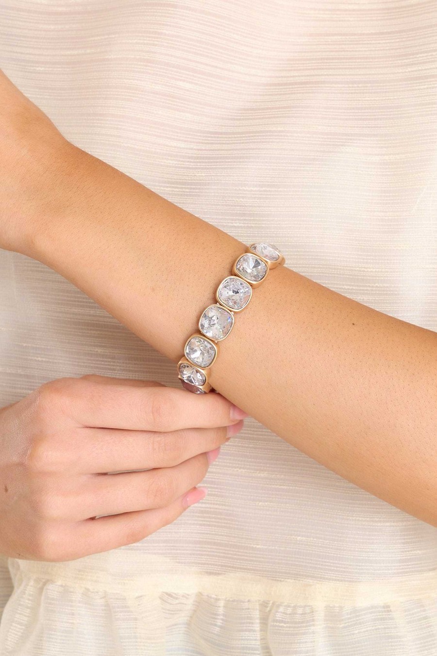 Jewelry Red Dress | Rhinestone Treasures Bracelet Gold