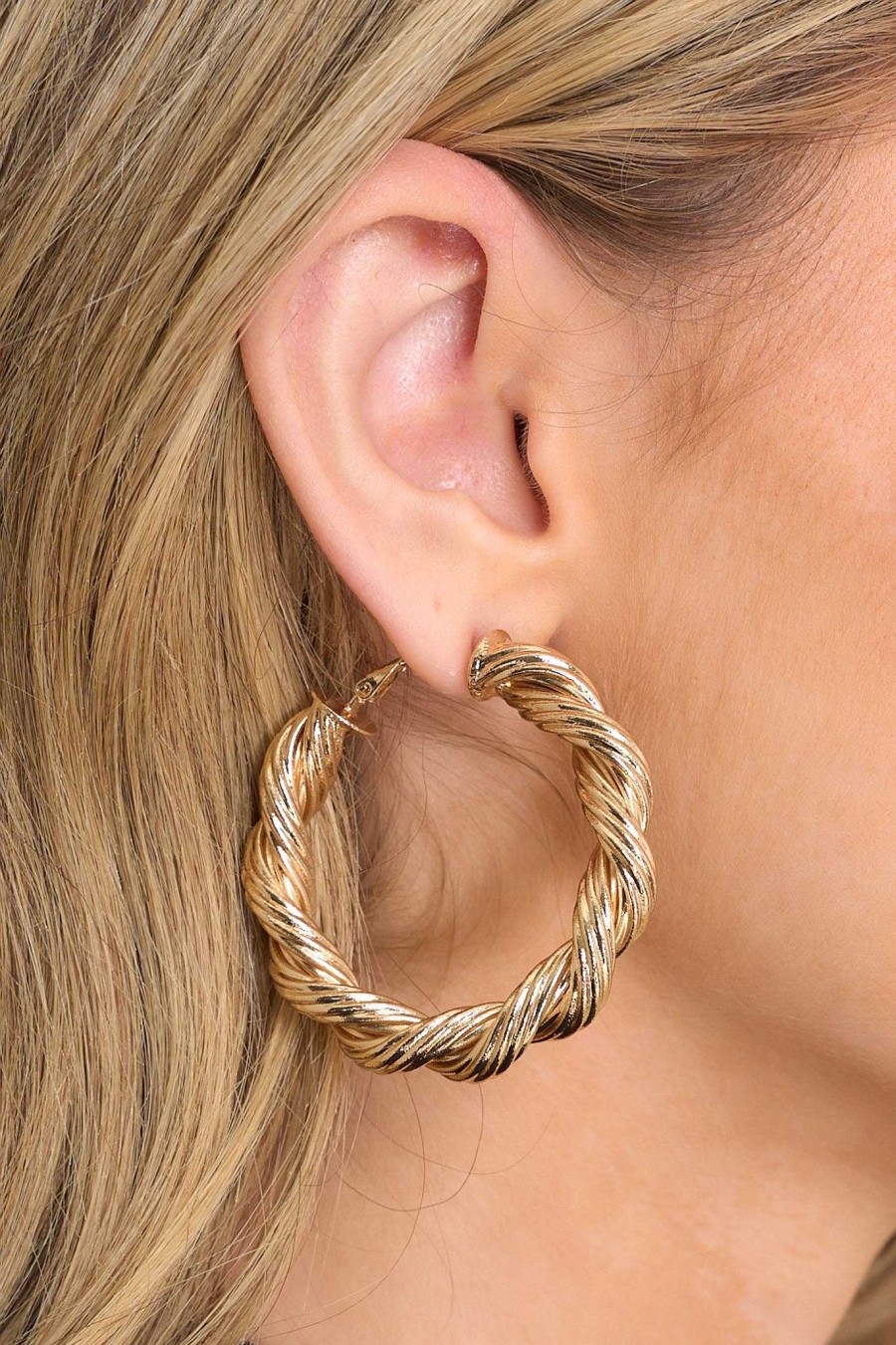 Jewelry Red Dress | Reaching Out Hoop Earrings Gold