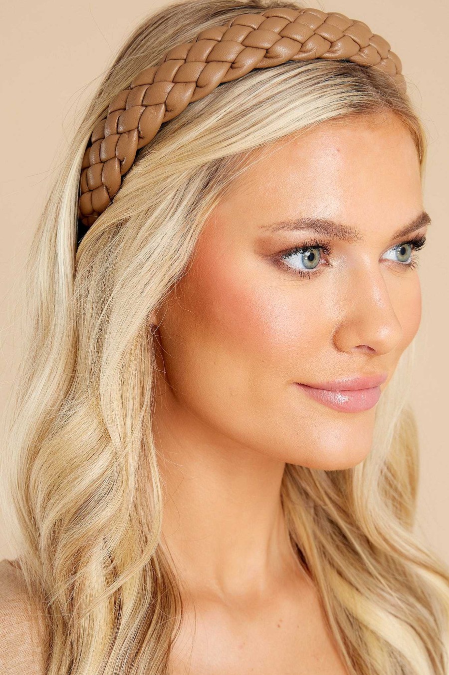Accessories Red Dress Hair Accessories | No Hard Feelings Headband Tan