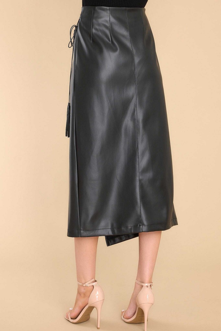Clothing Red Dress Skirts | Put Me First Faux Leather Skirt Black