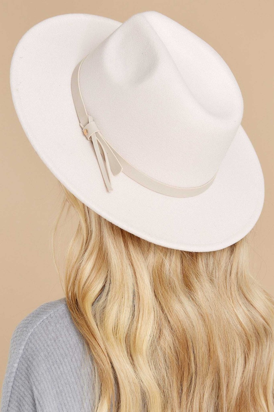 Accessories Red Dress Hats | Stylish Events Ivory Hat White
