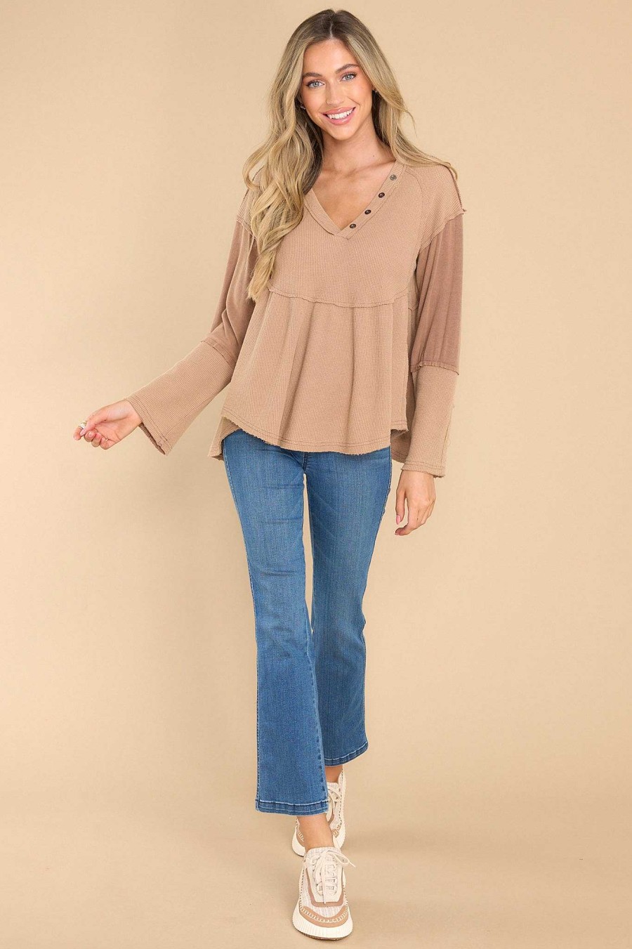 Clothing Red Dress Casual Tops | This Isn'T Goodbye Top Mocha